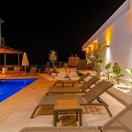 Akbel 3 Bedroom 5346 Vila *