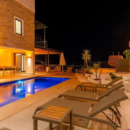 Villa Akbel 3 Bedroom 5346